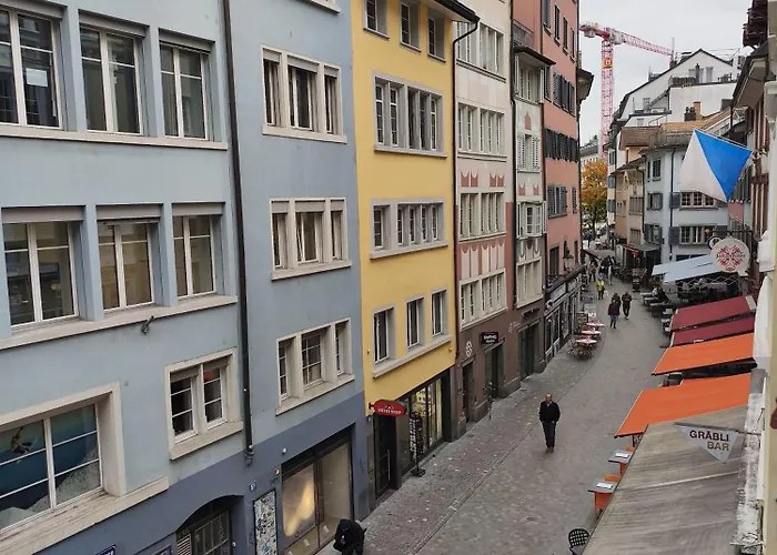 Charming In Niederdörfli Zürich